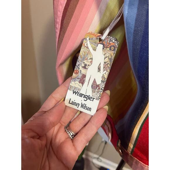 Wrangler x Lainey Wilson Rodeo Trucker Jacket - Picture 7 of 8